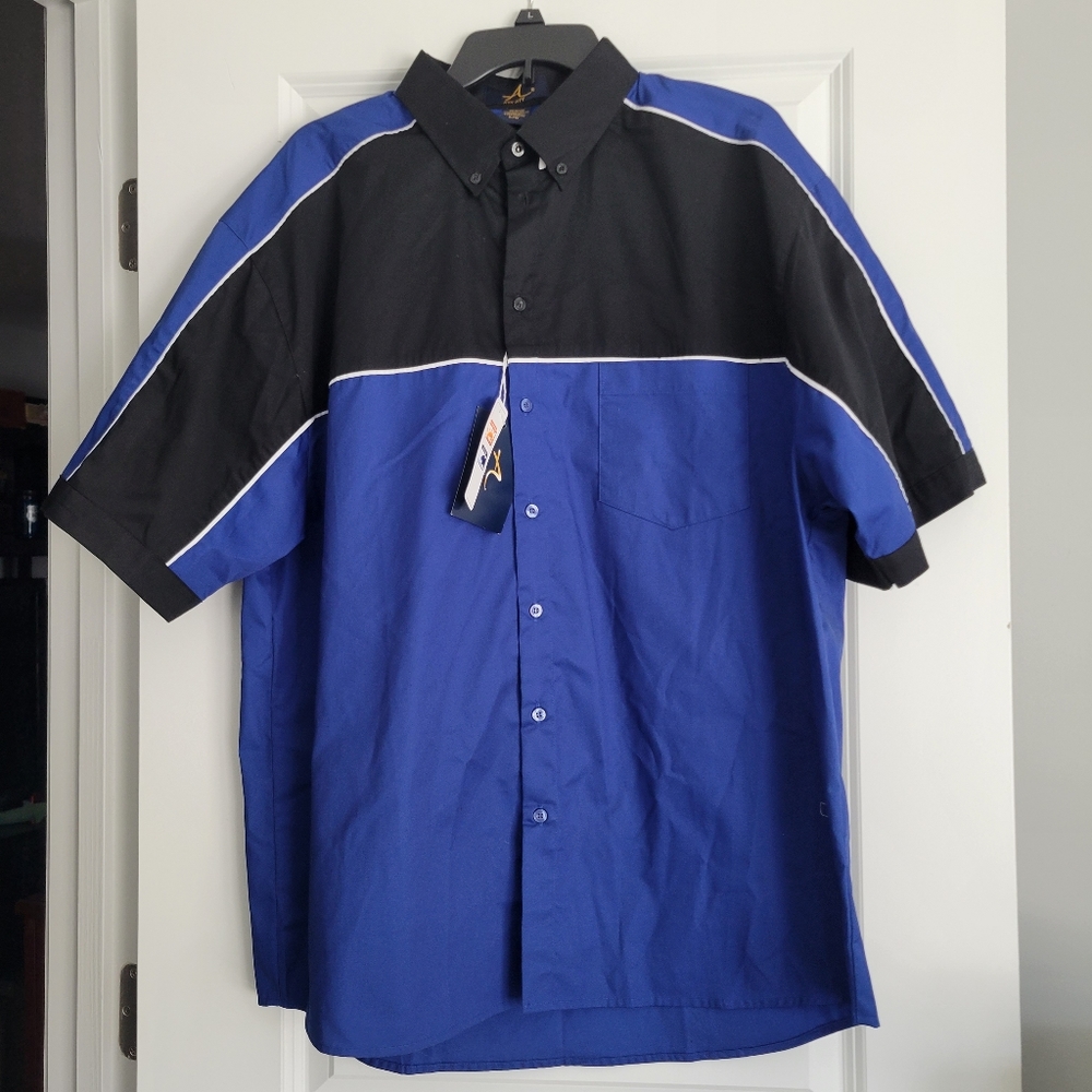 ASH CITY-mens color block  short sleeve shirt-NWT. Lg